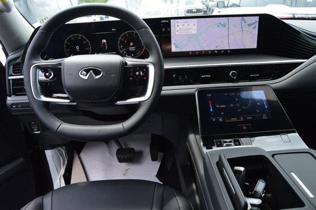 new 2025 INFINITI QX80 car, priced at $85,140