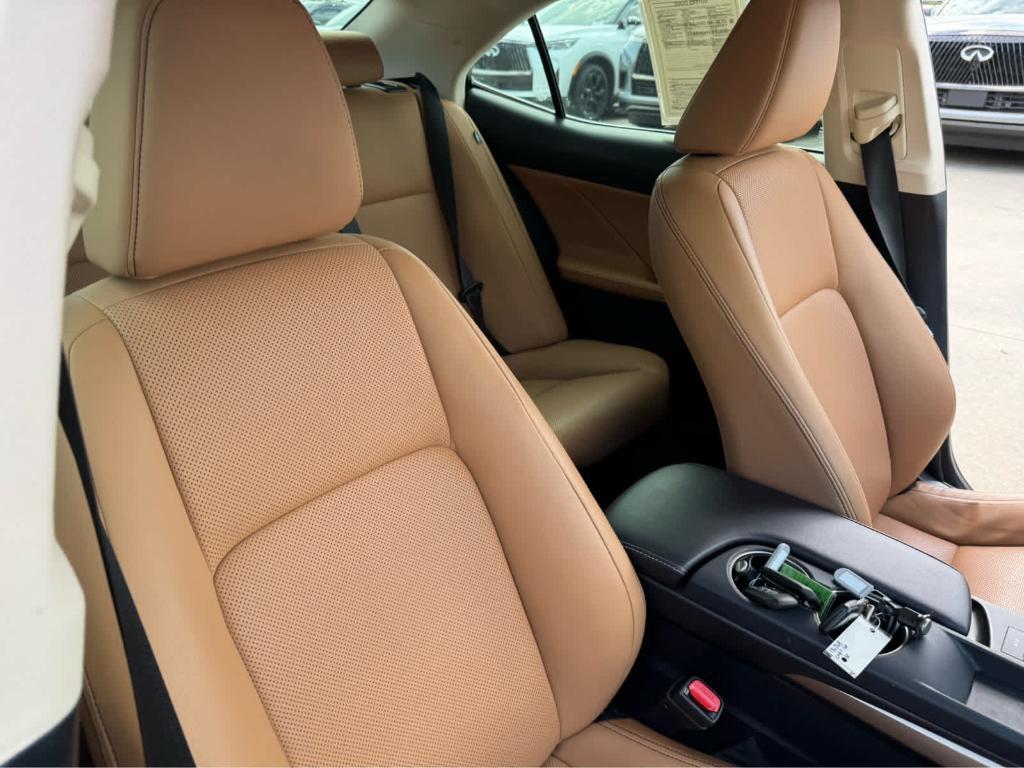 used 2020 Lexus IS 300 car, priced at $18,999