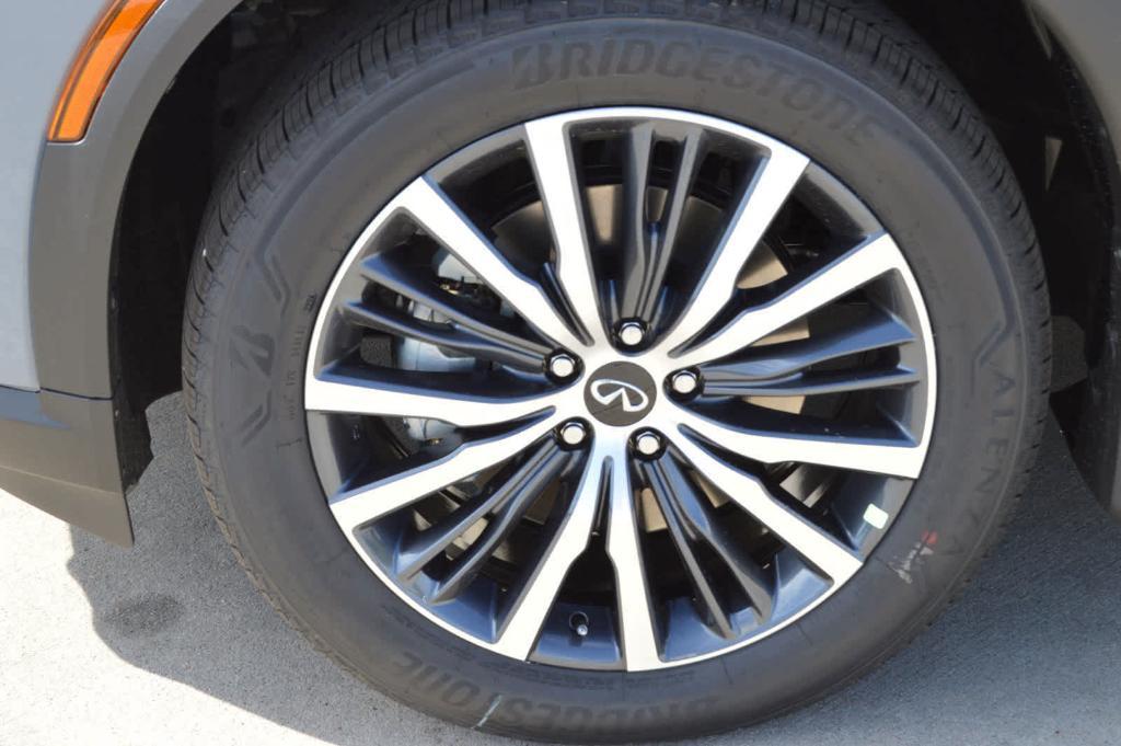 used 2025 INFINITI QX60 car, priced at $56,999