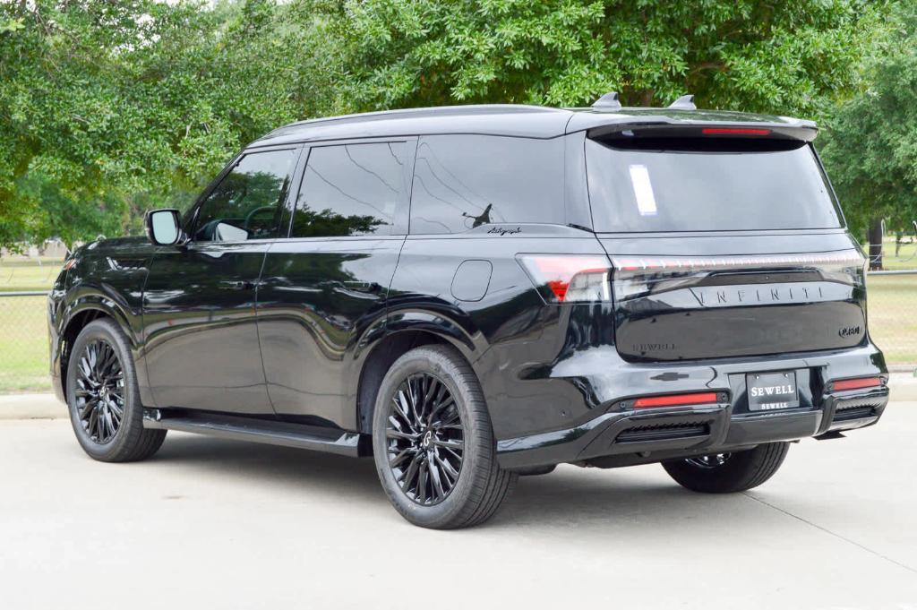 new 2025 INFINITI QX80 car, priced at $121,720