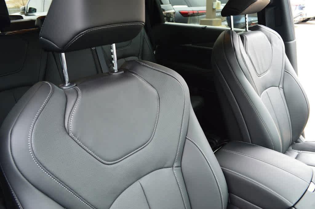 new 2025 INFINITI QX60 car, priced at $59,080
