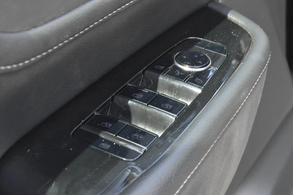 used 2025 INFINITI QX80 car, priced at $74,999