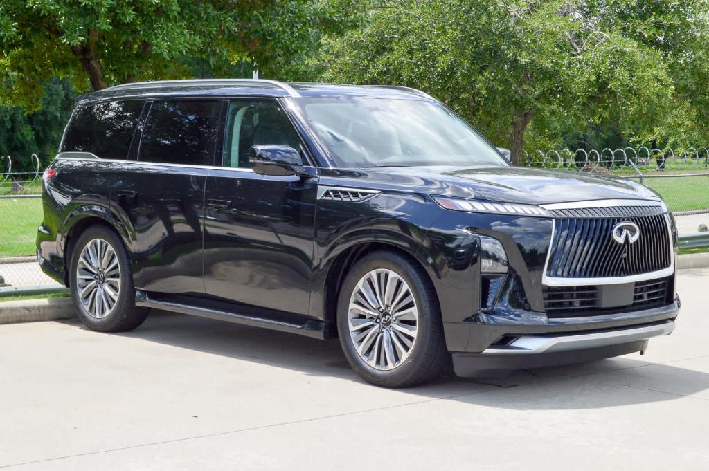 used 2025 INFINITI QX80 car, priced at $81,499