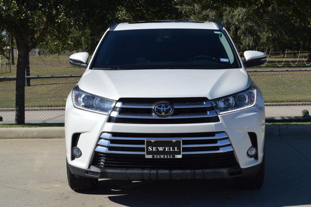 used 2017 Toyota Highlander car, priced at $24,991