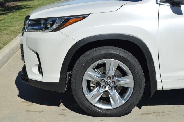 used 2017 Toyota Highlander car, priced at $24,991