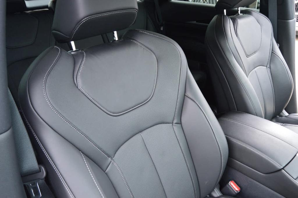 used 2025 INFINITI QX60 car, priced at $41,999