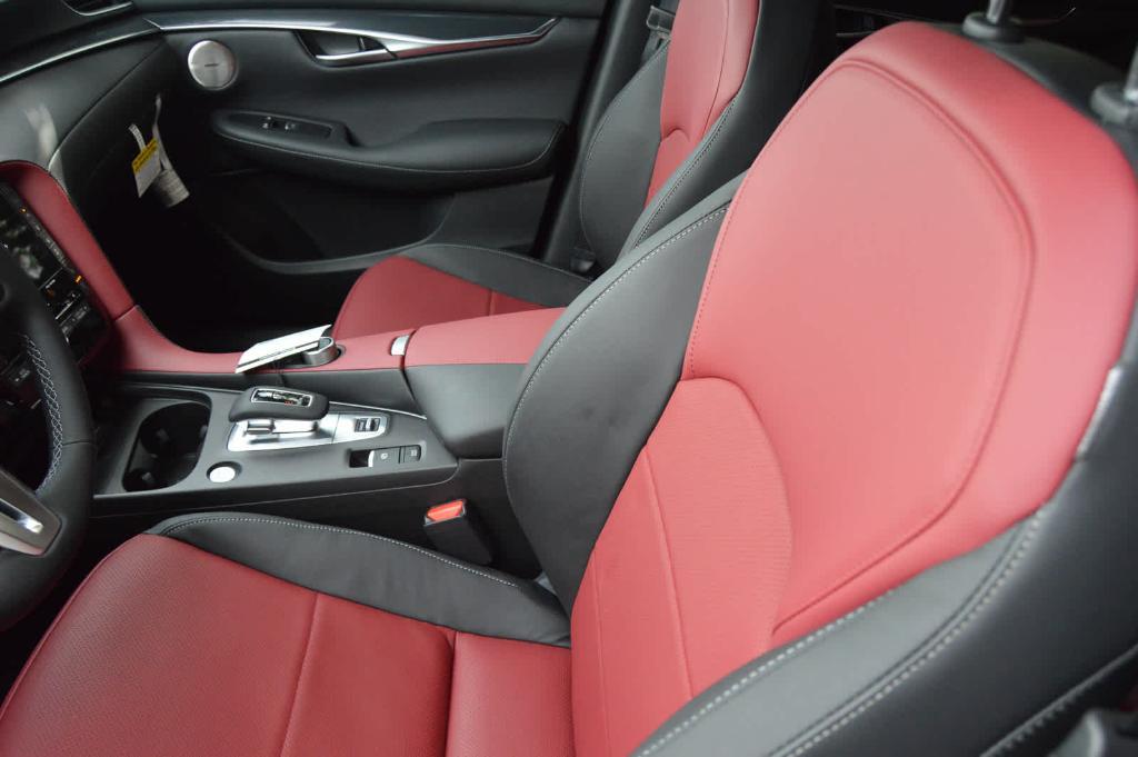 new 2025 INFINITI QX50 car, priced at $53,270