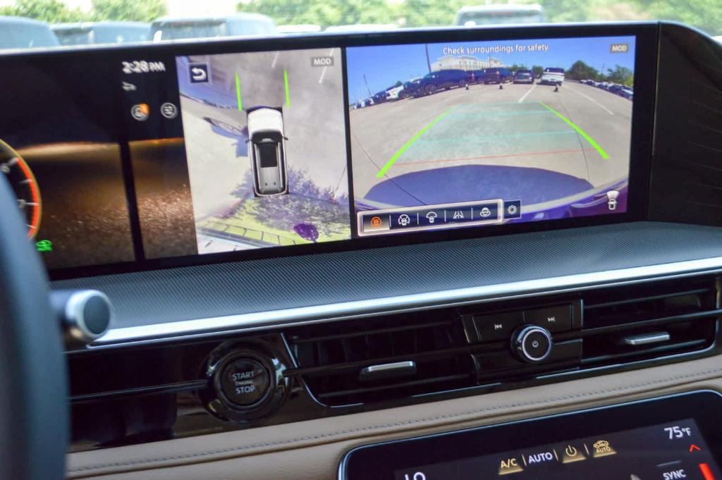 new 2025 INFINITI QX80 car, priced at $106,395