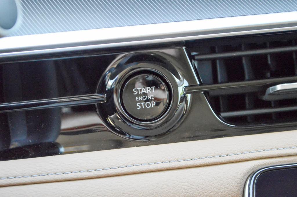 new 2025 INFINITI QX80 car, priced at $106,395