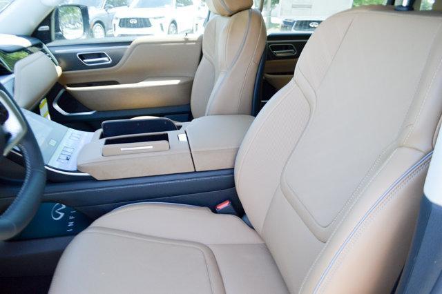 new 2025 INFINITI QX80 car, priced at $95,400