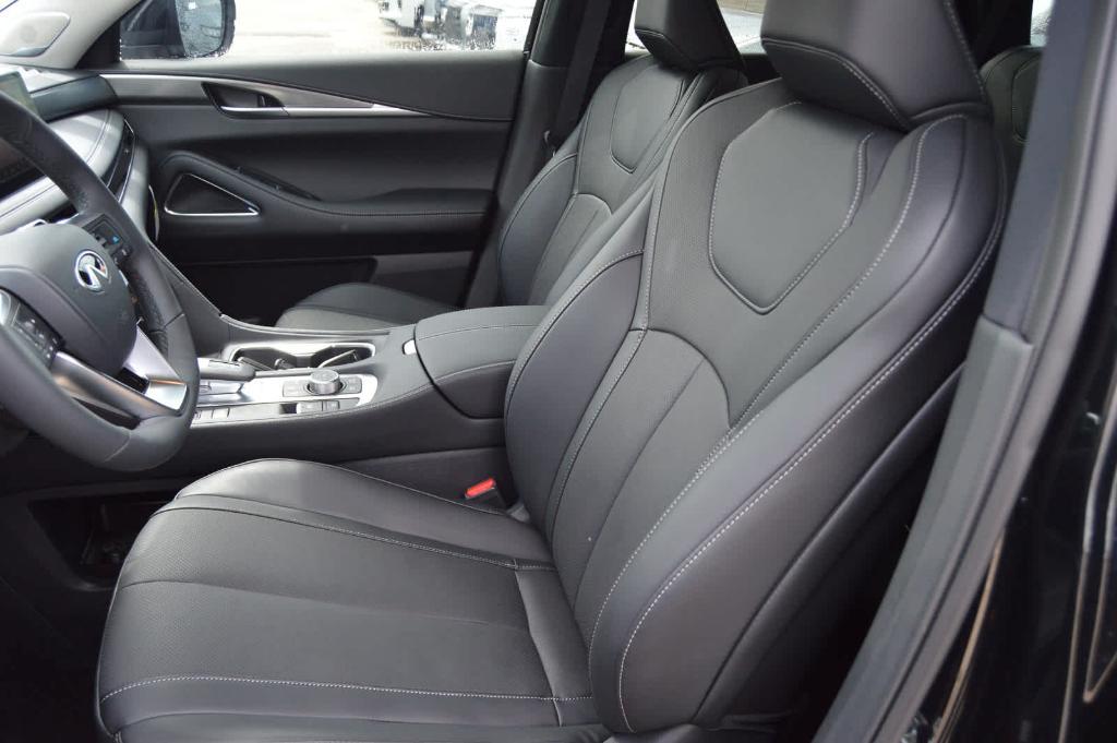 new 2026 INFINITI QX60 car, priced at $60,185