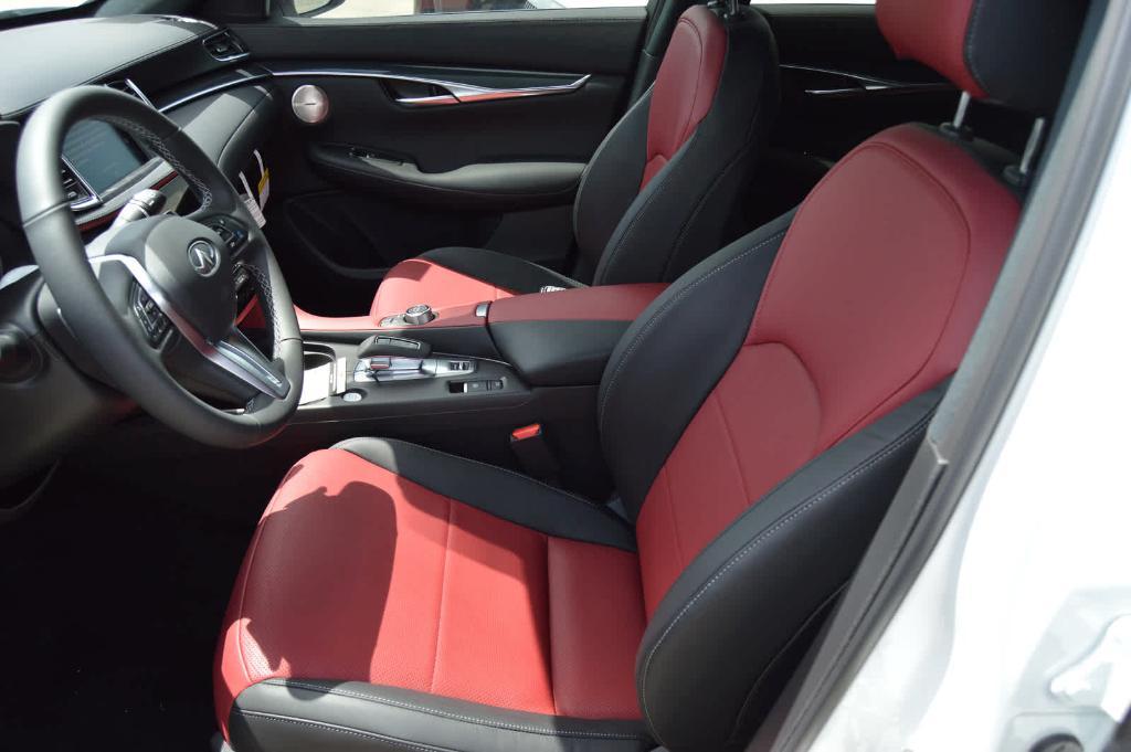 new 2025 INFINITI QX50 car, priced at $54,260