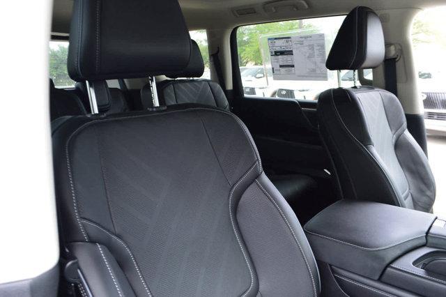 new 2025 INFINITI QX80 car, priced at $93,000