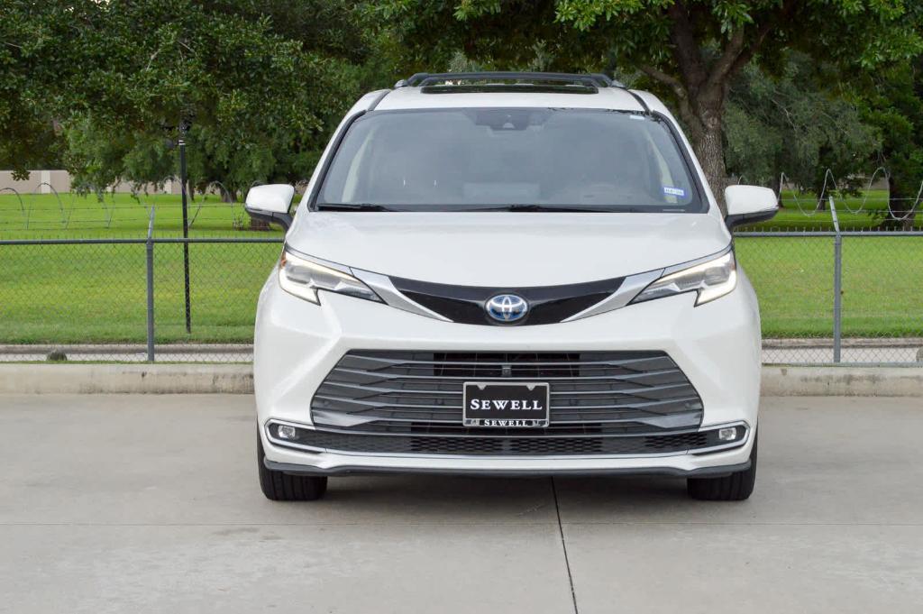 used 2021 Toyota Sienna car, priced at $38,799