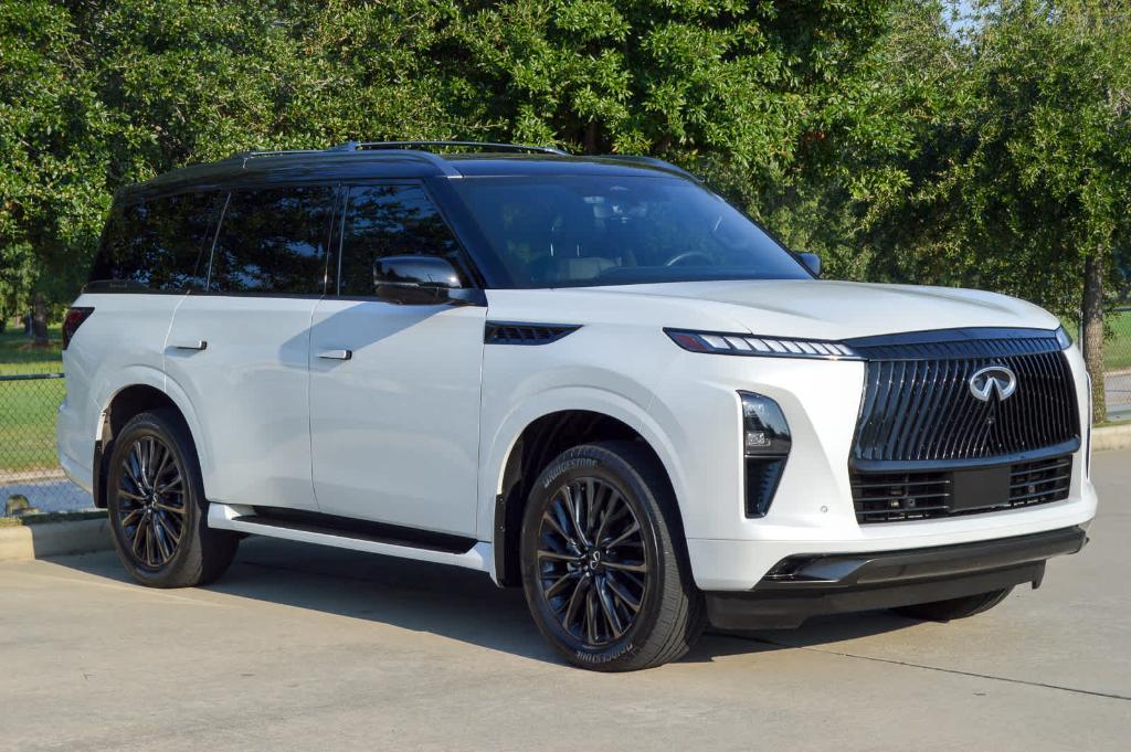 used 2025 INFINITI QX80 car, priced at $89,499