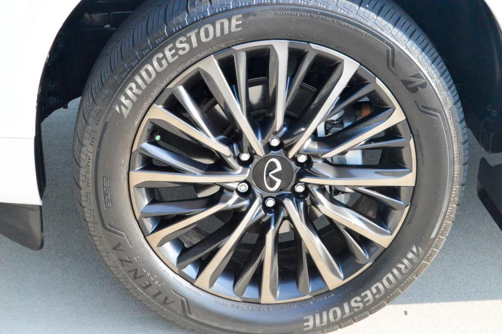 used 2025 INFINITI QX80 car, priced at $89,499