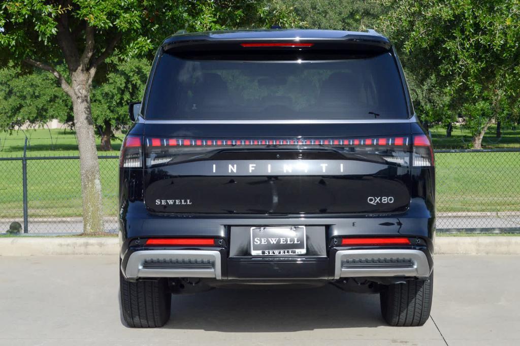 used 2025 INFINITI QX80 car, priced at $69,999