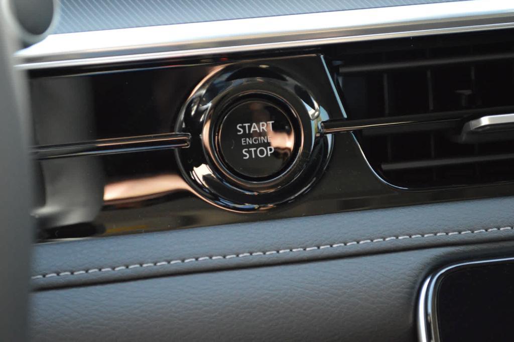 used 2025 INFINITI QX80 car, priced at $69,999