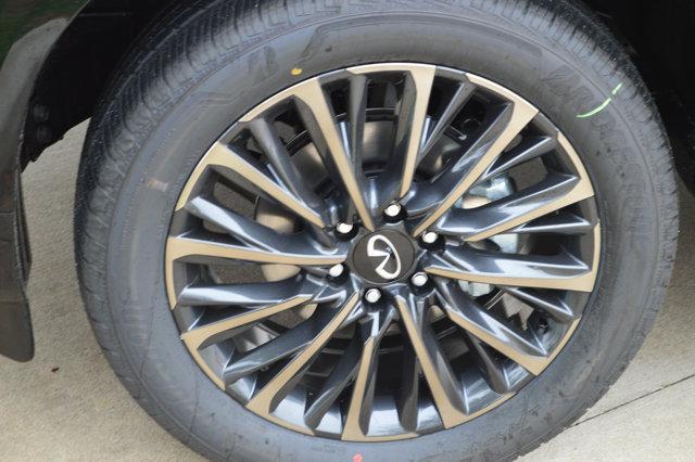 new 2025 INFINITI QX80 car, priced at $114,640