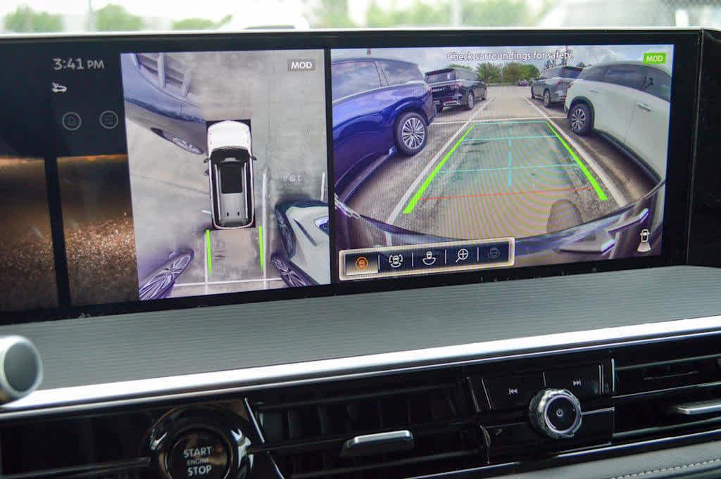 new 2025 INFINITI QX80 car, priced at $102,640