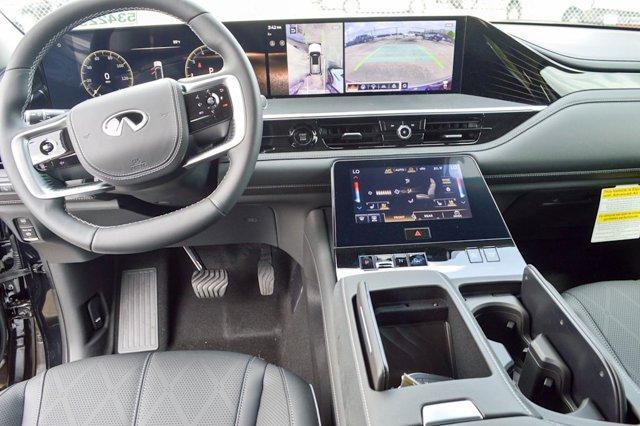 new 2025 INFINITI QX80 car, priced at $102,640
