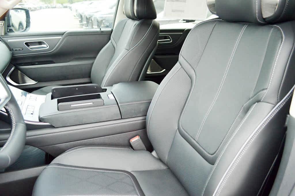 new 2025 INFINITI QX80 car, priced at $102,640