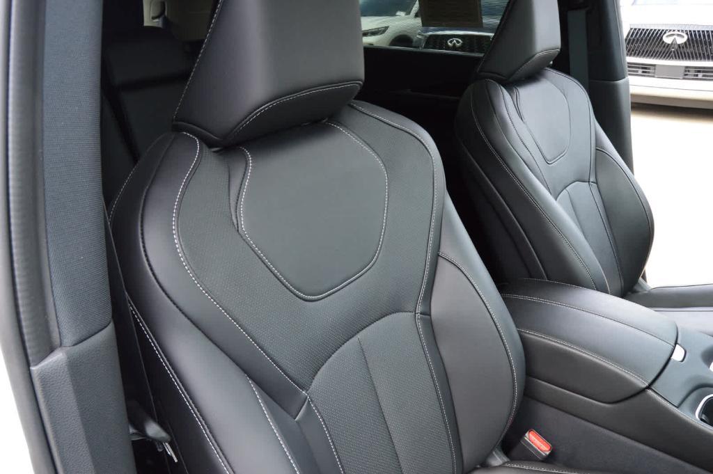 used 2025 INFINITI QX60 car, priced at $53,999