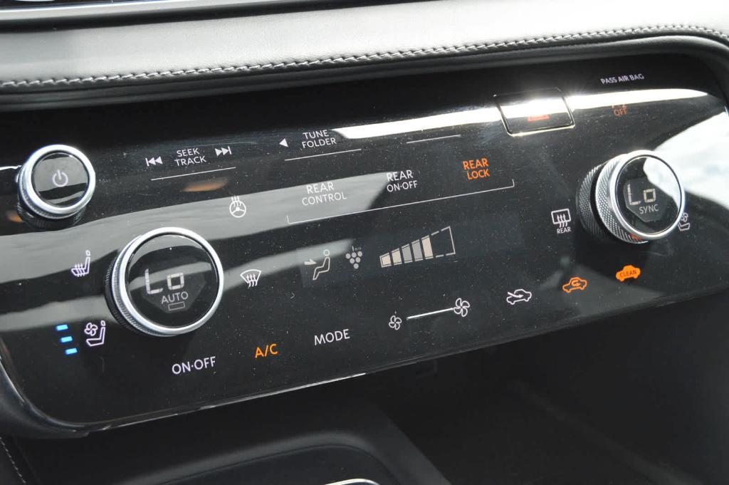 used 2025 INFINITI QX60 car, priced at $53,999