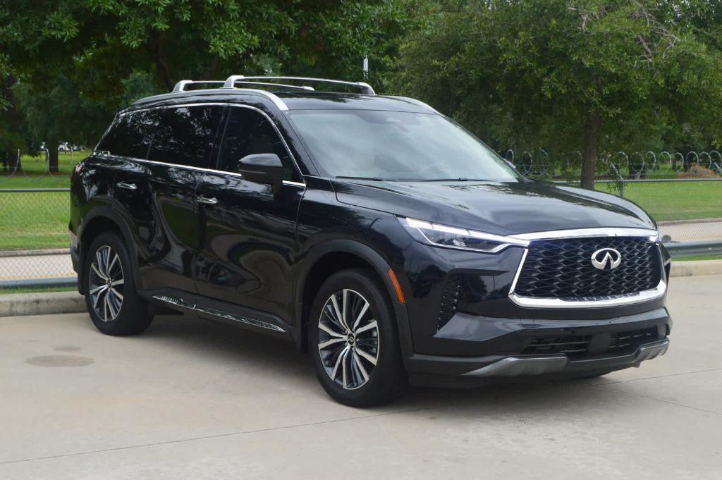 used 2025 INFINITI QX60 car, priced at $52,999