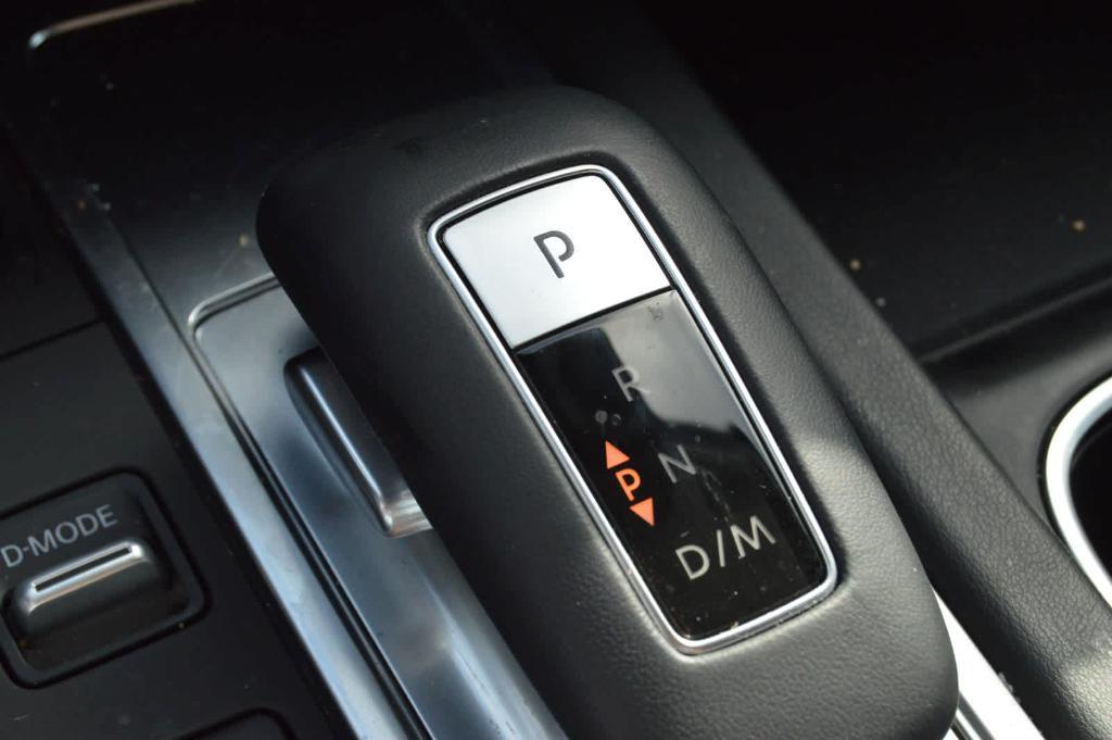 used 2025 INFINITI QX60 car, priced at $46,999