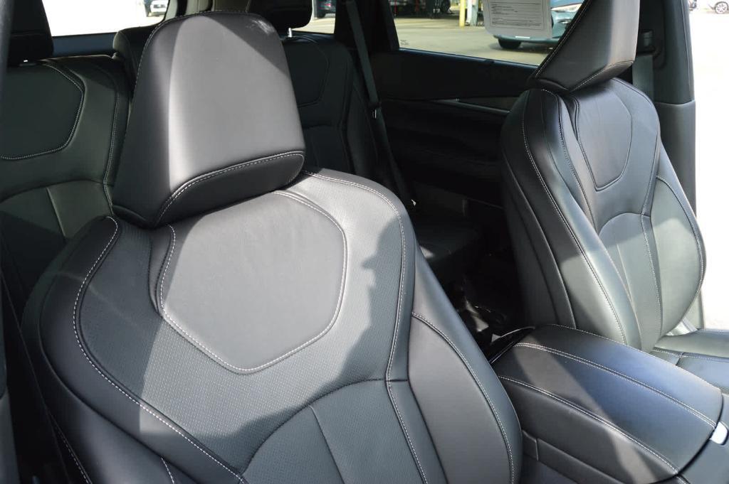 used 2025 INFINITI QX60 car, priced at $46,999