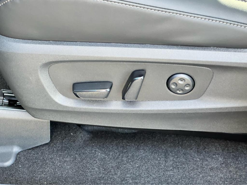 new 2026 INFINITI QX60 car, priced at $60,995