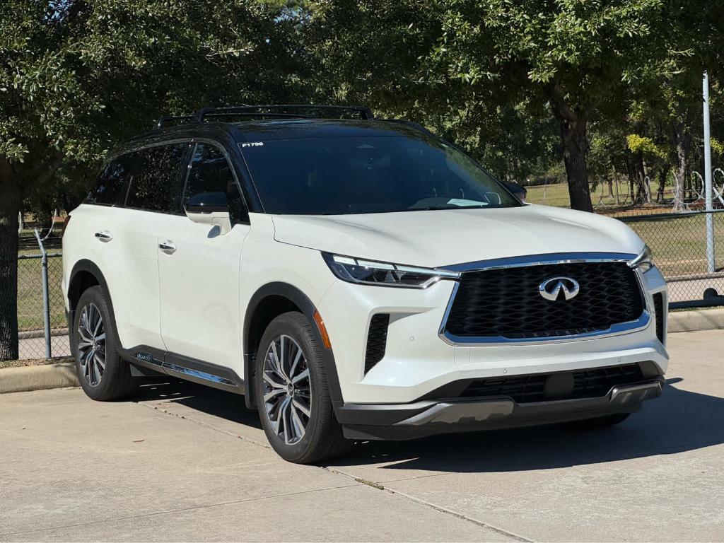 used 2025 INFINITI QX60 car, priced at $54,999
