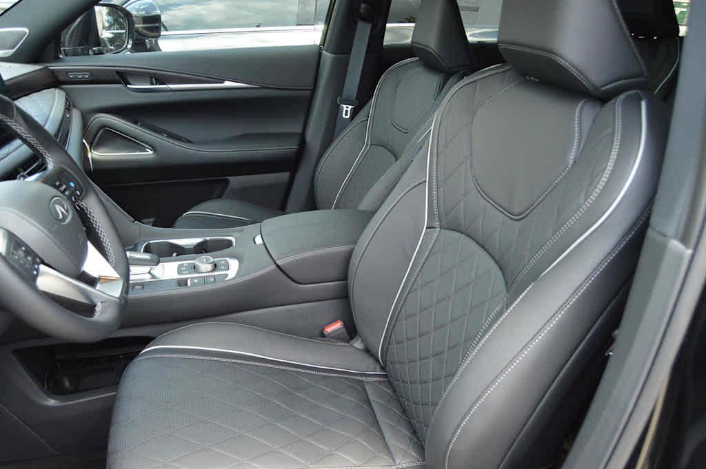 new 2025 INFINITI QX60 car, priced at $69,550