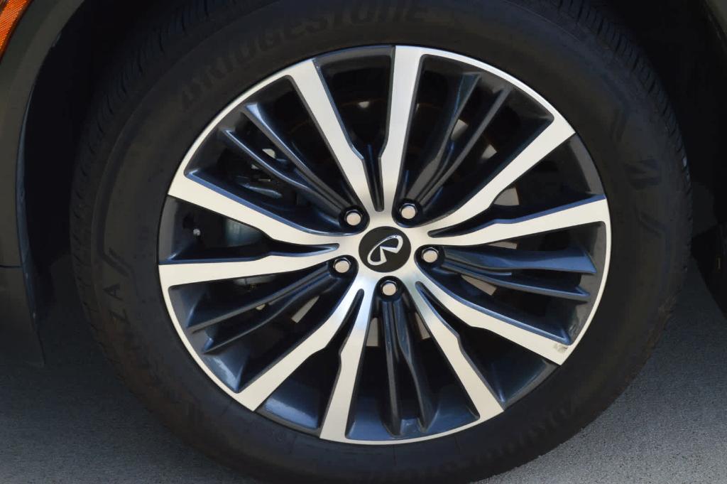 used 2025 INFINITI QX60 car, priced at $55,999