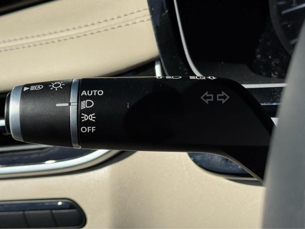 used 2025 INFINITI QX60 car, priced at $39,999