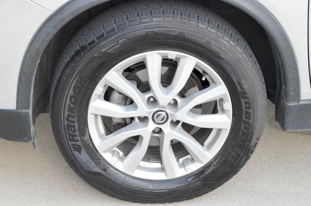 used 2018 Nissan Rogue car, priced at $10,999