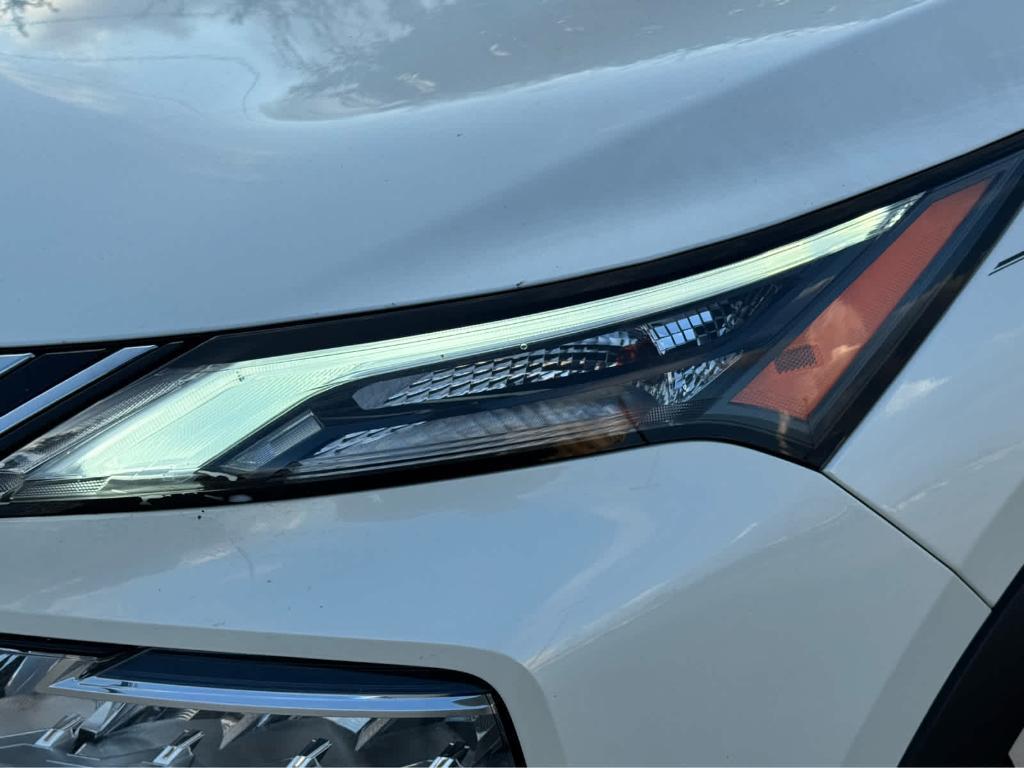 used 2022 Nissan Rogue car, priced at $18,899