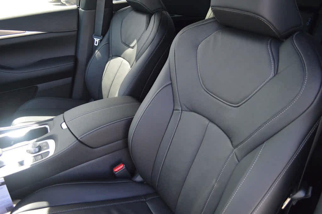 new 2025 INFINITI QX60 car, priced at $60,980
