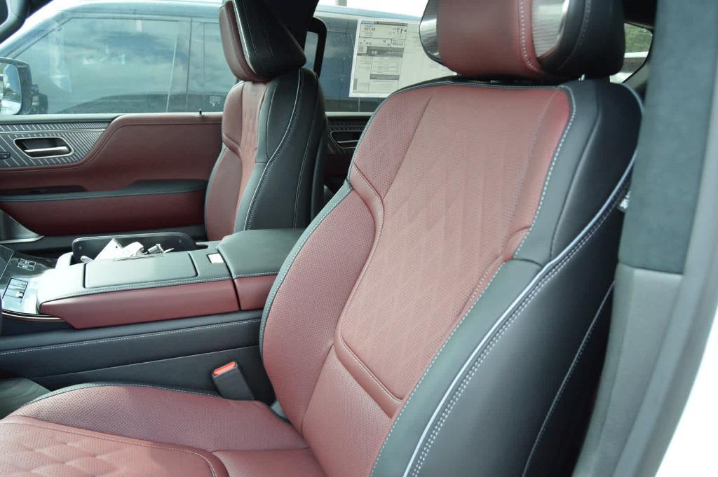 new 2026 INFINITI QX80 car, priced at $117,920