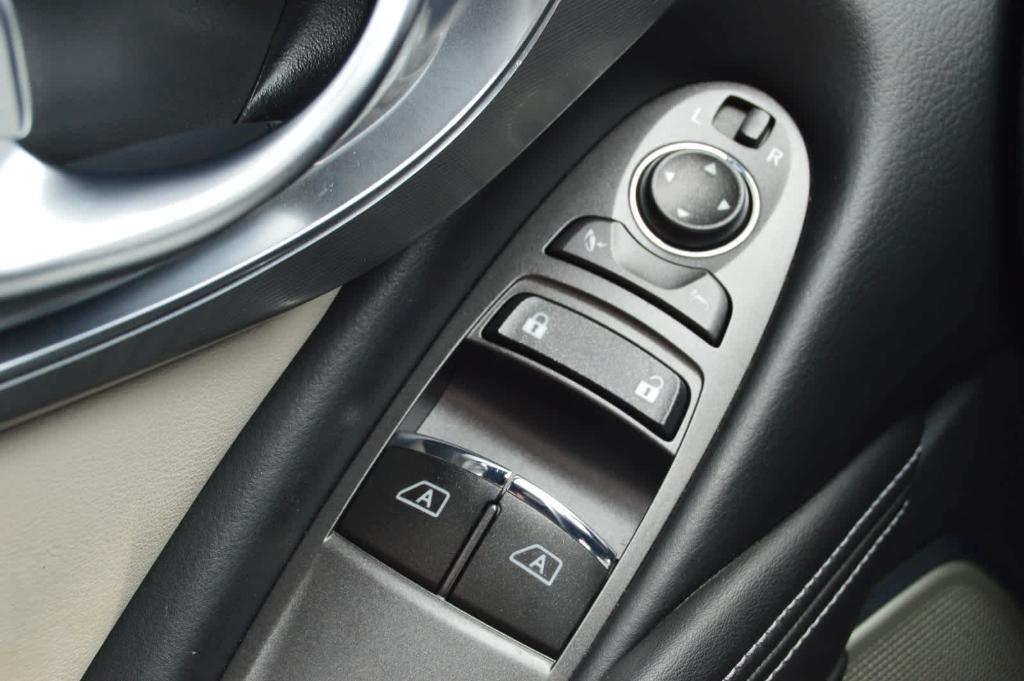 used 2022 INFINITI Q60 car, priced at $32,990