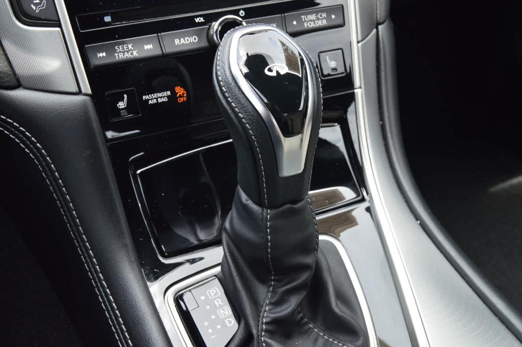 used 2022 INFINITI Q60 car, priced at $32,990