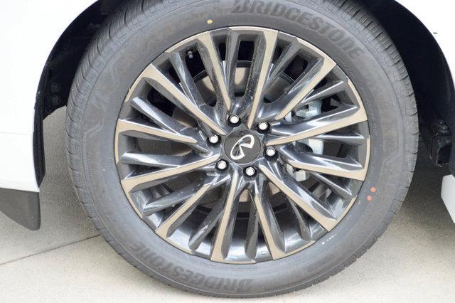 new 2025 INFINITI QX80 car, priced at $115,255
