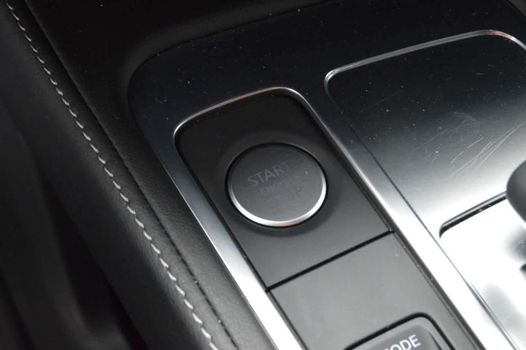 used 2025 INFINITI QX60 car, priced at $45,999