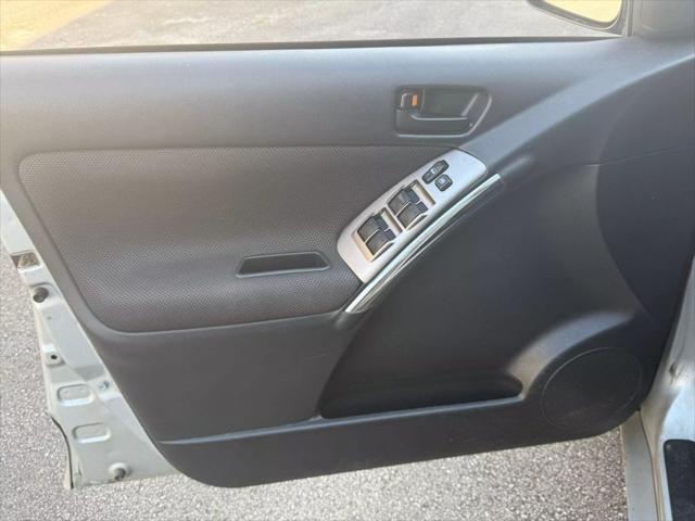used 2004 Pontiac Vibe car, priced at $4,995