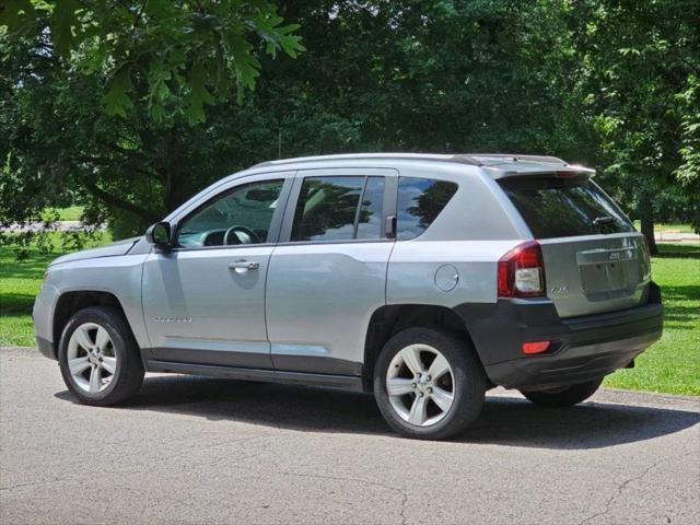 used 2017 Jeep Compass car, priced at $4,995