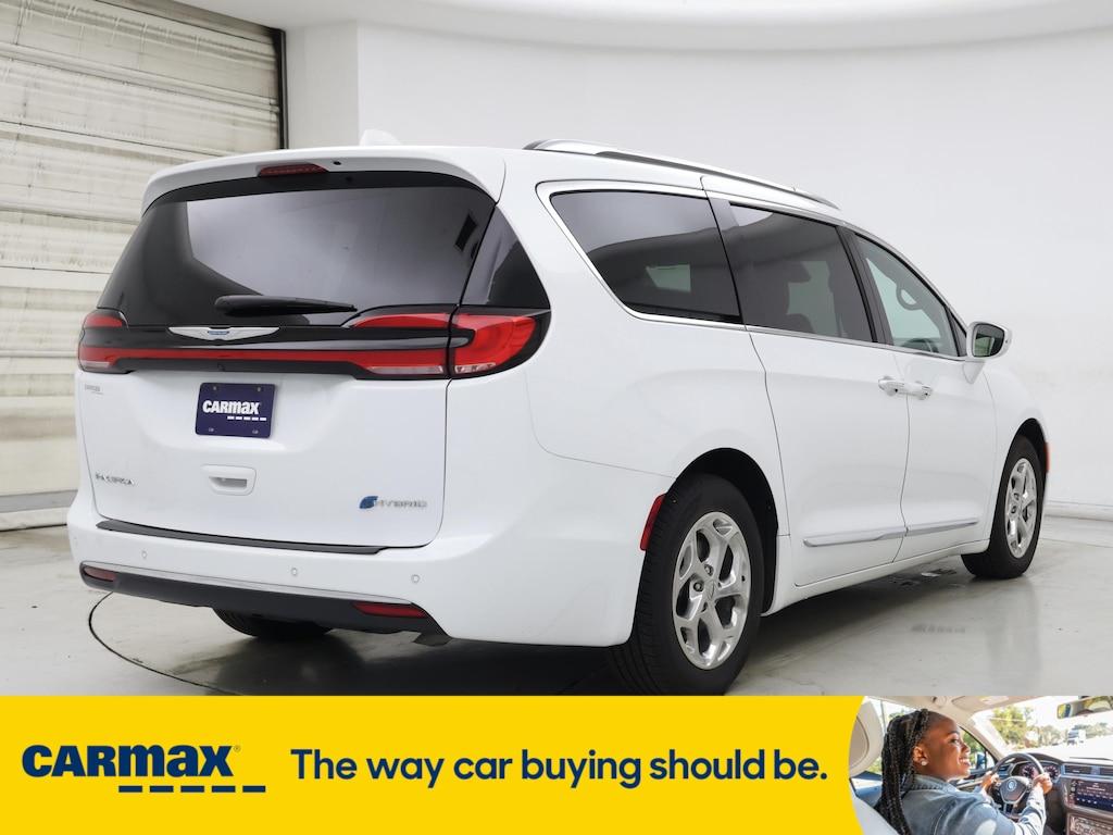 used 2021 Chrysler Pacifica Hybrid car, priced at $38,998