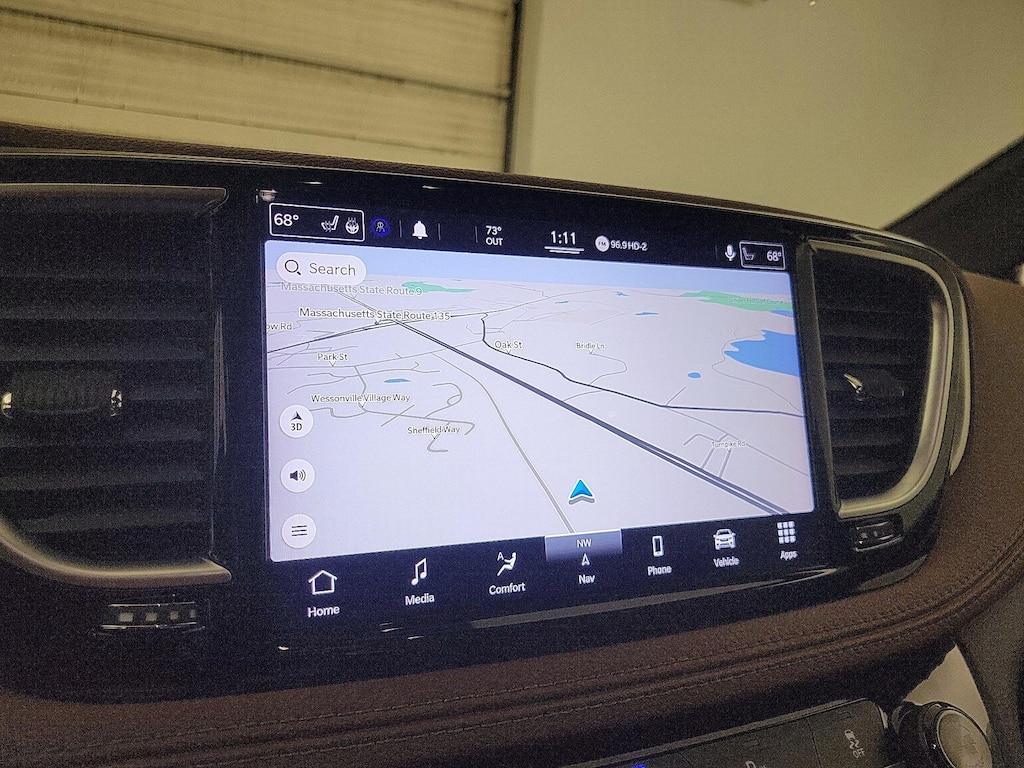 used 2021 Chrysler Pacifica Hybrid car, priced at $38,998