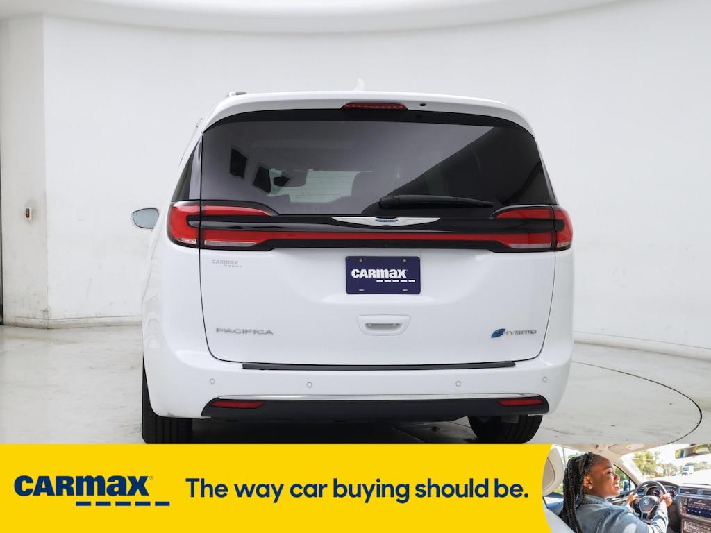 used 2021 Chrysler Pacifica Hybrid car, priced at $38,998
