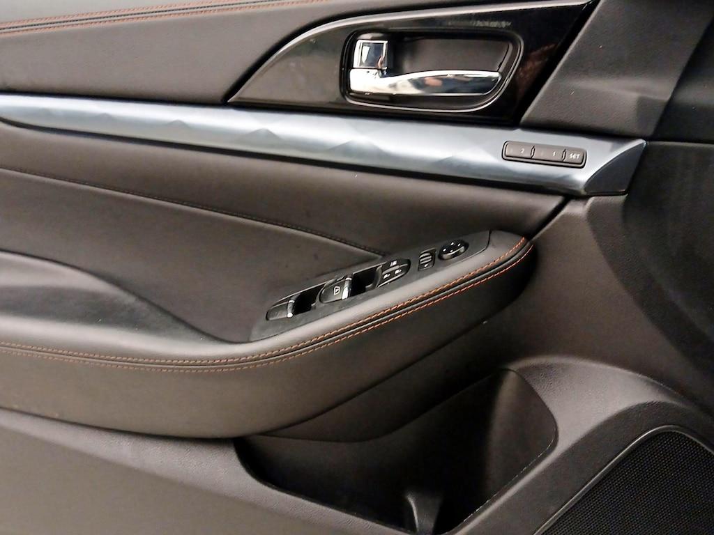 used 2022 Nissan Maxima car, priced at $26,998